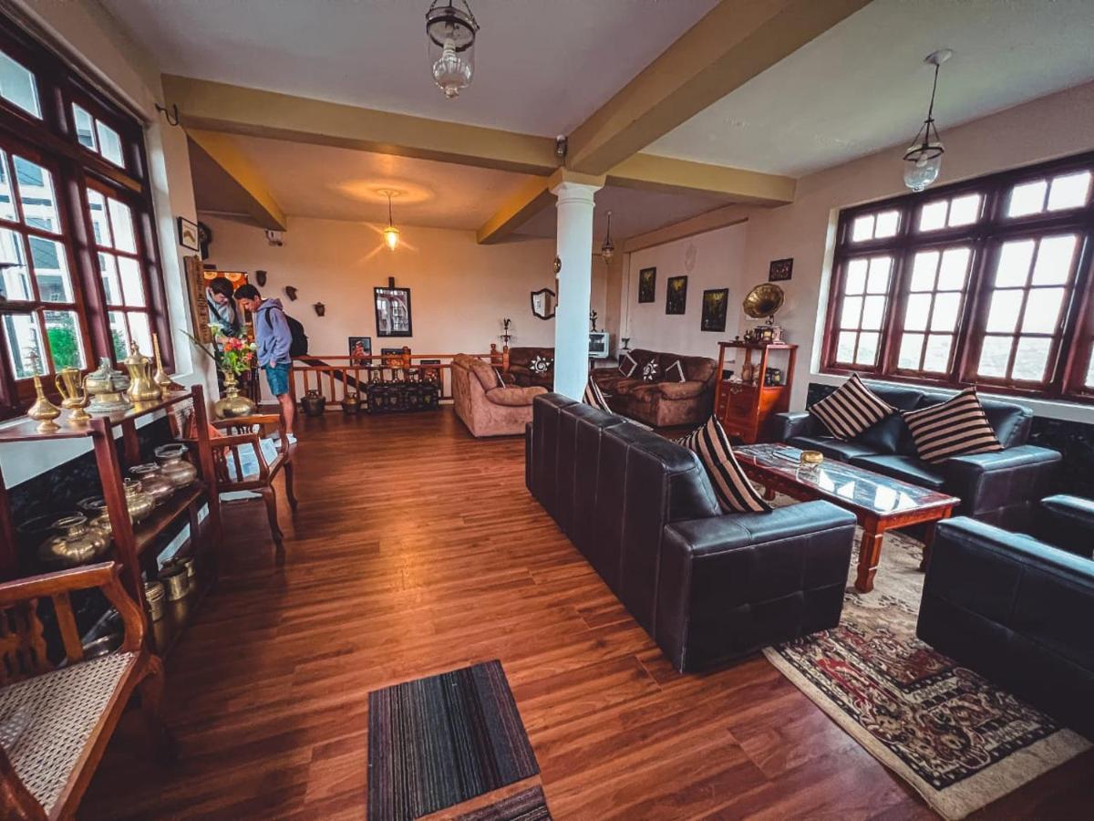 Готель House Of Leisure Нувара-Елія Екстер'єр фото